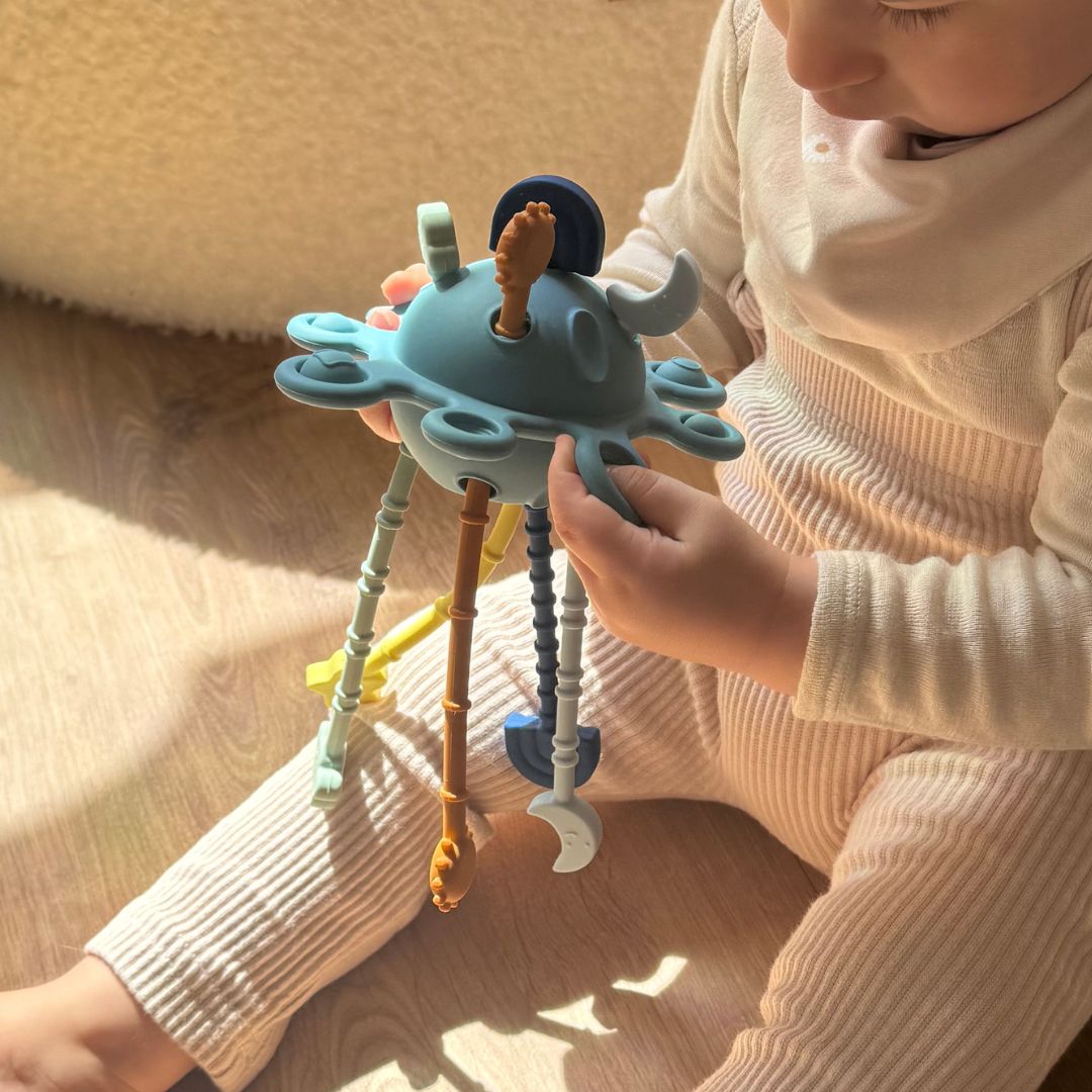 Der kleine Fratz silikoninis sensorinis žaislas „NSO“
